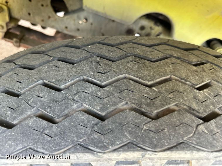 image for item DR2736 1979 Ford F700 pumper fire truck