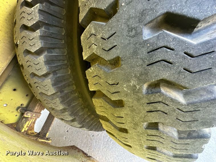 image for item DR2736 1979 Ford F700 pumper fire truck