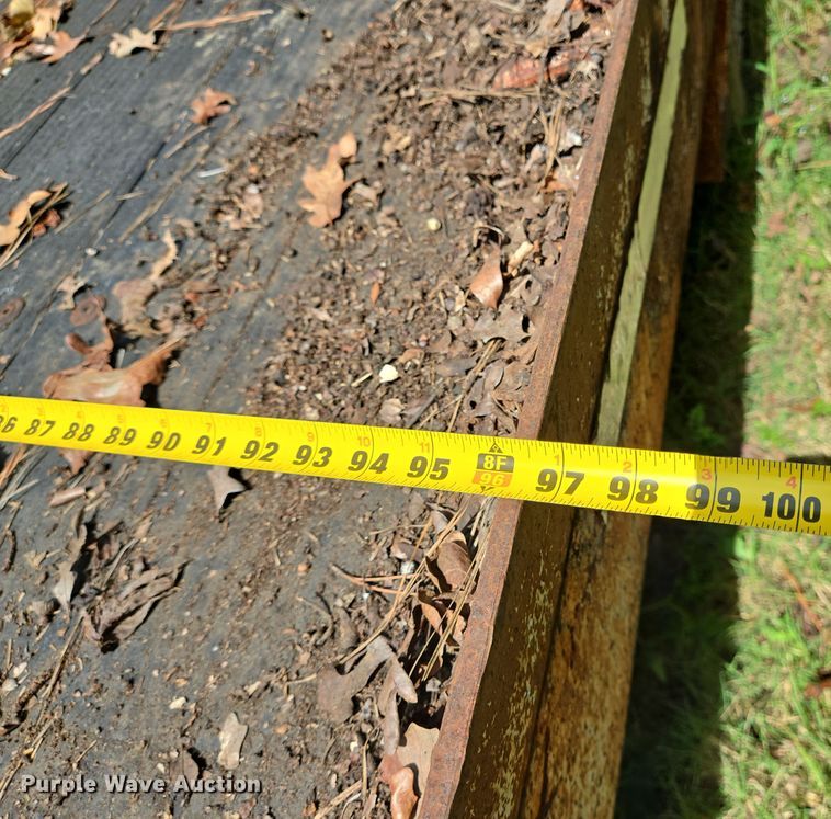 image for item DT5273 1989 Gooseneck tilt deck equipment trailer