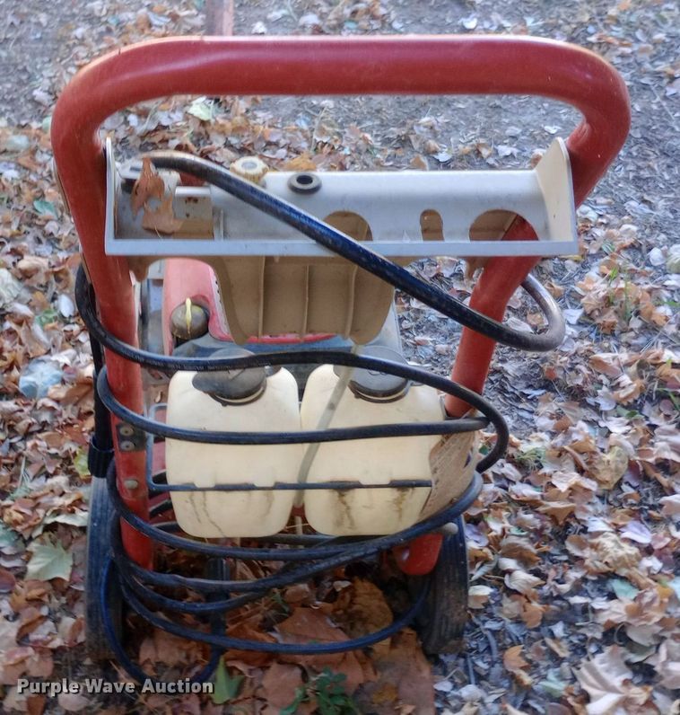 image for item DW0826 Lawn and garden equipment