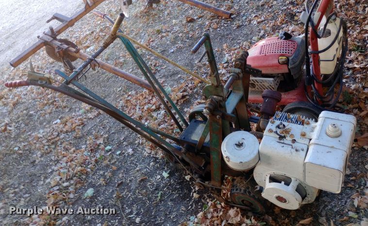 image for item DW0826 Lawn and garden equipment