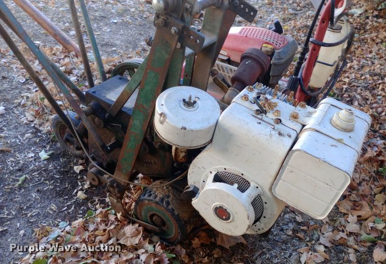 image for item DW0826 Lawn and garden equipment