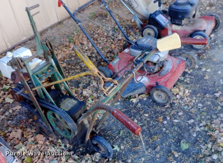 image for item DW0826 Lawn and garden equipment