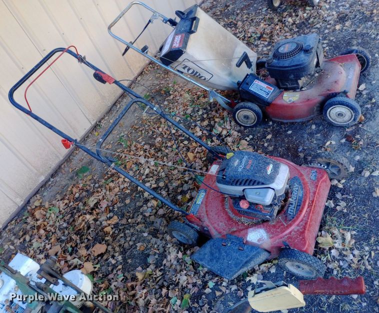 image for item DW0826 Lawn and garden equipment