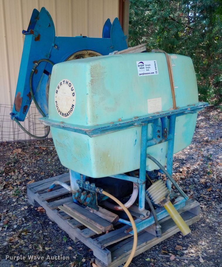 image for item DW0829 Berthoud GYP460-M sprayer