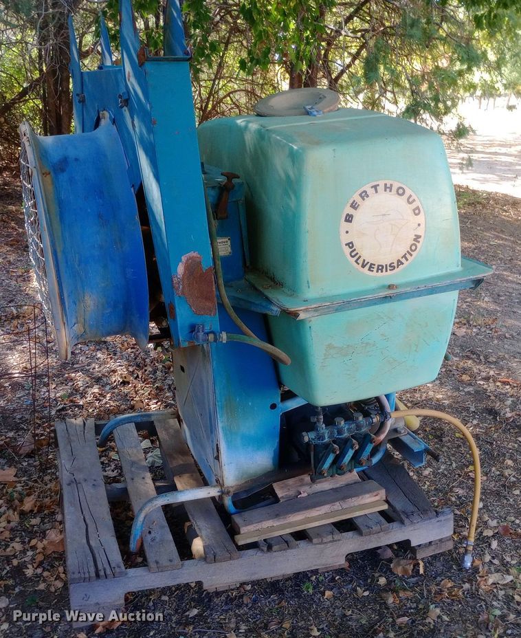 image for item DW0829 Berthoud GYP460-M sprayer