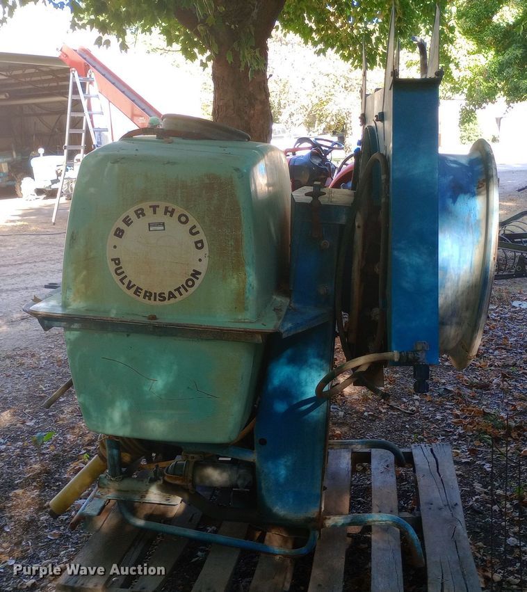 image for item DW0829 Berthoud GYP460-M sprayer