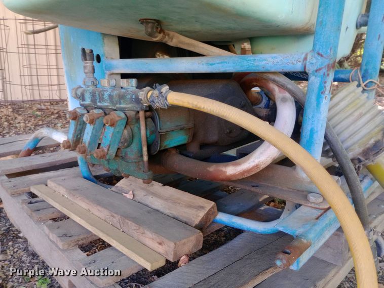 image for item DW0829 Berthoud GYP460-M sprayer