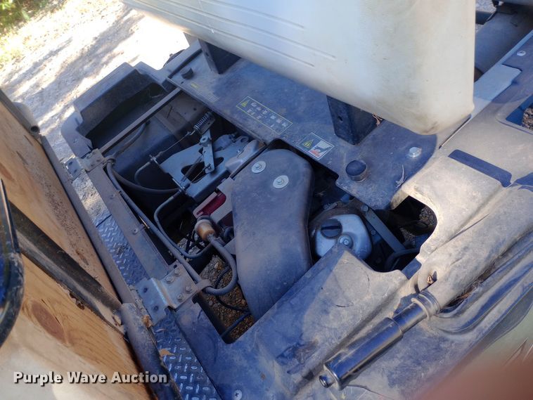 image for item DW0830 EZ-GO  ST utility vehicle