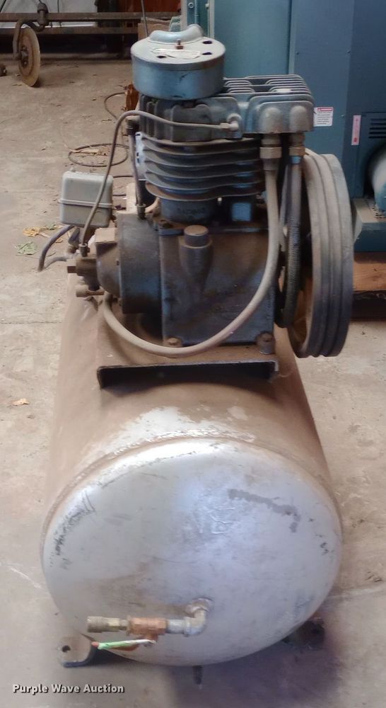 image for item DW0831 Kellogg American air compressor