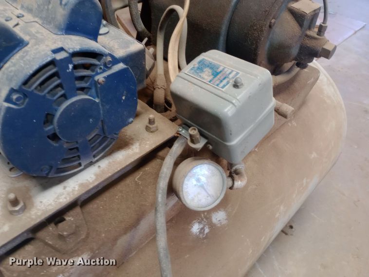 image for item DW0831 Kellogg American air compressor