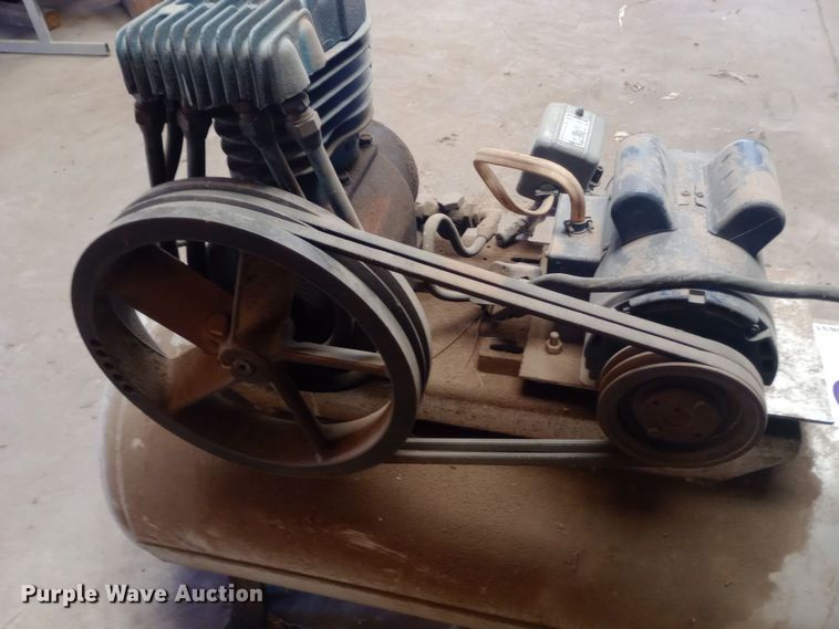 image for item DW0831 Kellogg American air compressor