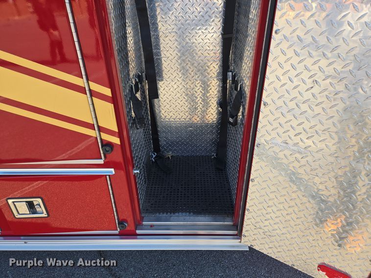 image for item DW2500 2012 Ford F450 Super Duty XLT ambulance