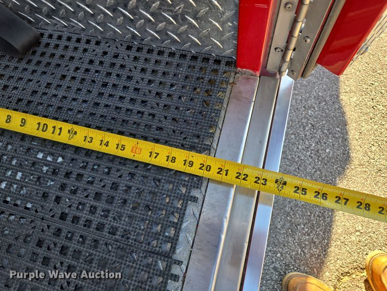 image for item DW2500 2012 Ford F450 Super Duty XLT ambulance