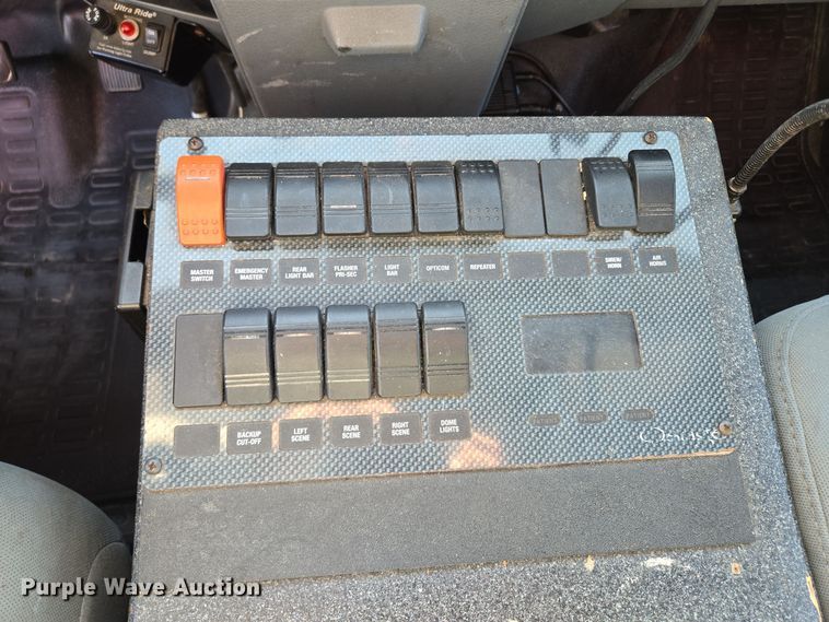 image for item DW2500 2012 Ford F450 Super Duty XLT ambulance