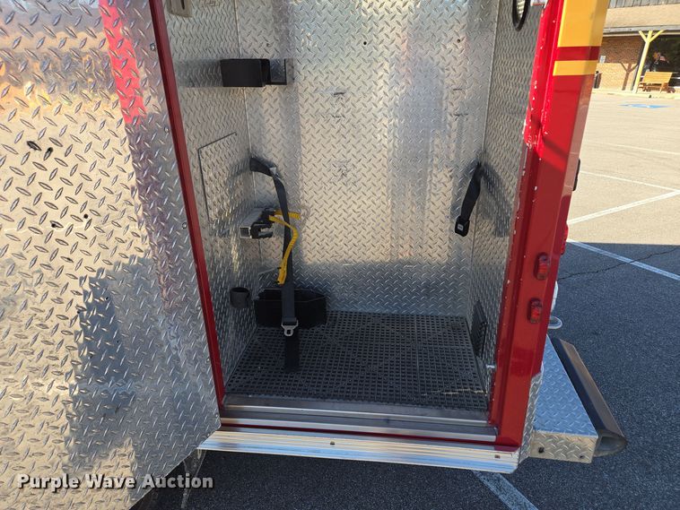 image for item DW2500 2012 Ford F450 Super Duty XLT ambulance