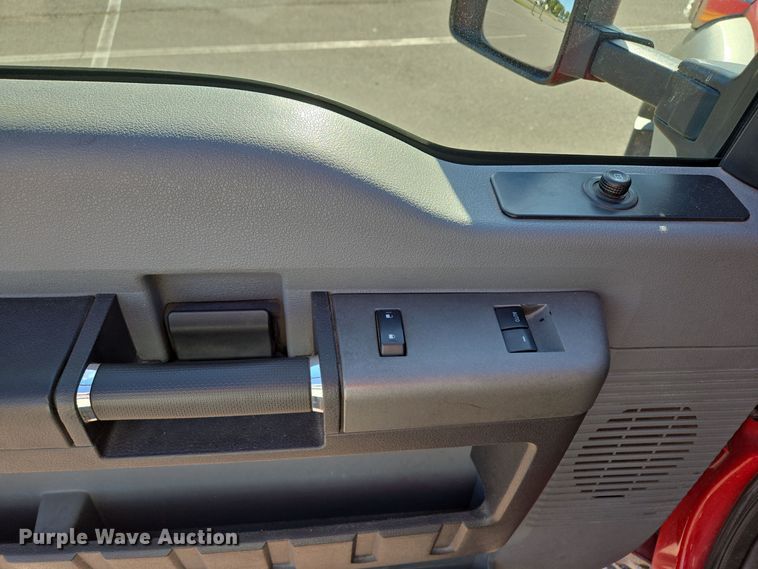 image for item DW2500 2012 Ford F450 Super Duty XLT ambulance