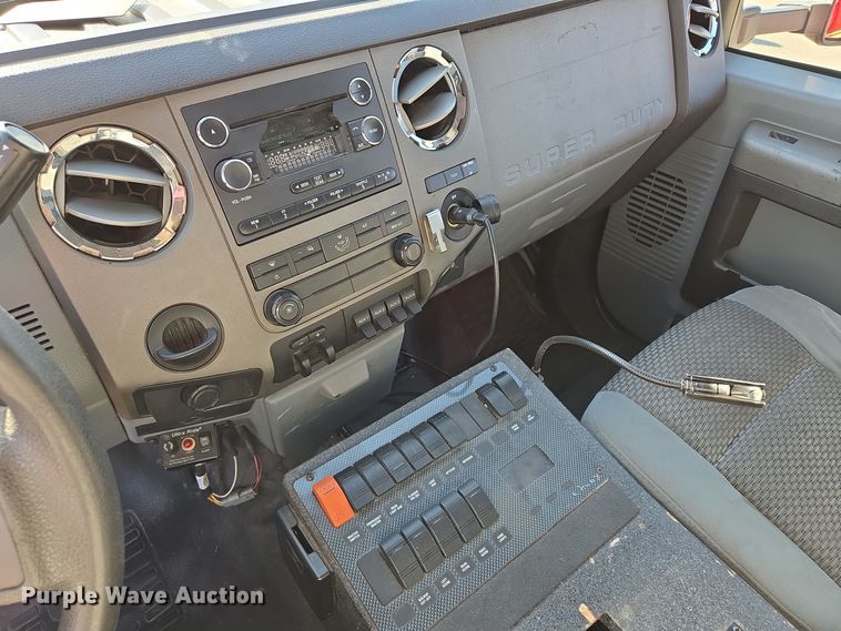 image for item DW2500 2012 Ford F450 Super Duty XLT ambulance