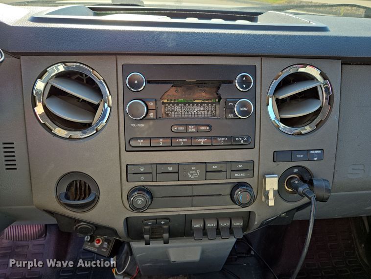 image for item DW2500 2012 Ford F450 Super Duty XLT ambulance