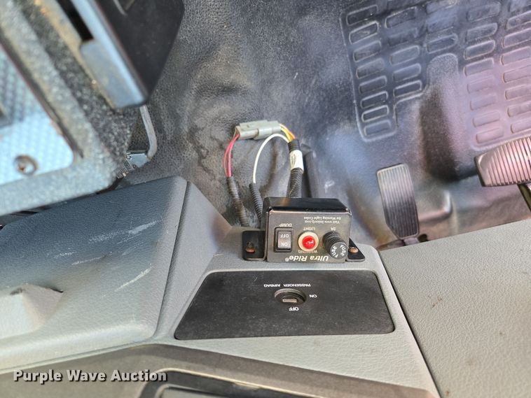 image for item DW2500 2012 Ford F450 Super Duty XLT ambulance