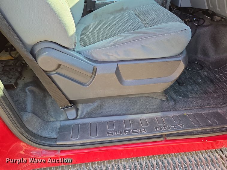 image for item DW2500 2012 Ford F450 Super Duty XLT ambulance