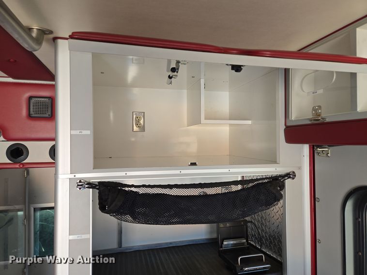 image for item DW2500 2012 Ford F450 Super Duty XLT ambulance