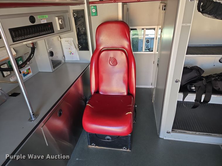 image for item DW2500 2012 Ford F450 Super Duty XLT ambulance