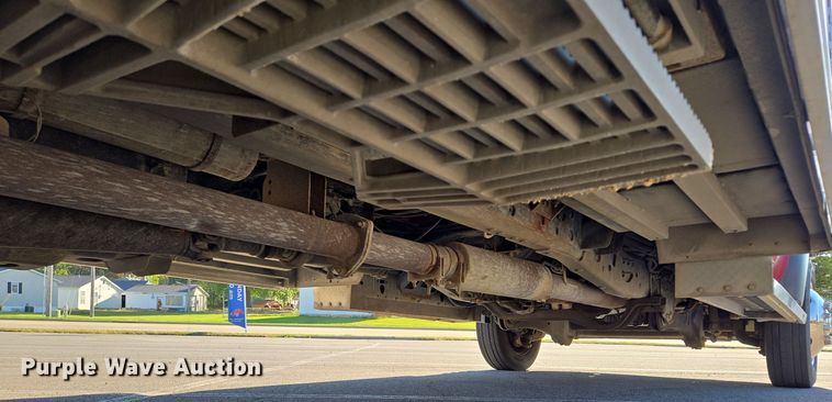 image for item DW2500 2012 Ford F450 Super Duty XLT ambulance