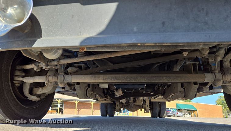 image for item DW2500 2012 Ford F450 Super Duty XLT ambulance