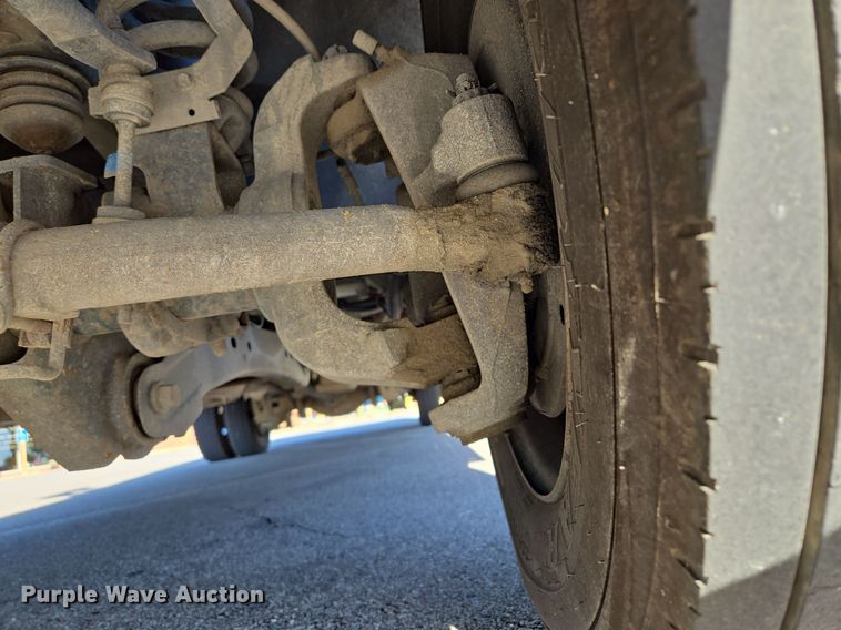 image for item DW2500 2012 Ford F450 Super Duty XLT ambulance