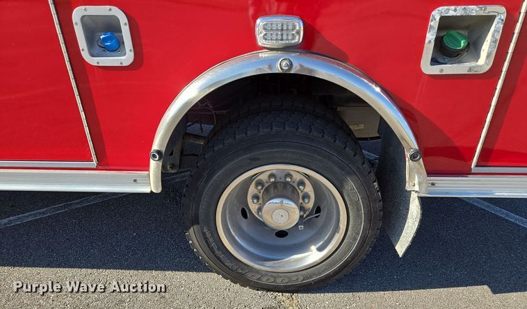 image for item DW2500 2012 Ford F450 Super Duty XLT ambulance