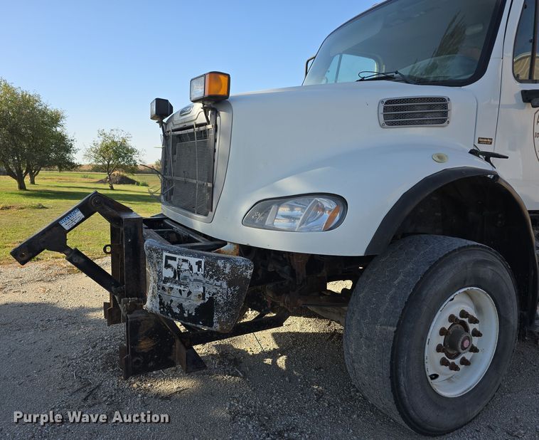 image for item DW3762 2010 Freightliner Business Class M2 dump truck