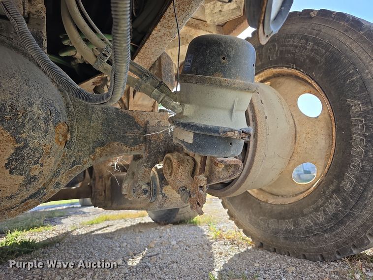 image for item DW3762 2010 Freightliner Business Class M2 dump truck