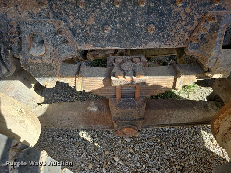 image for item DW3762 2010 Freightliner Business Class M2 dump truck