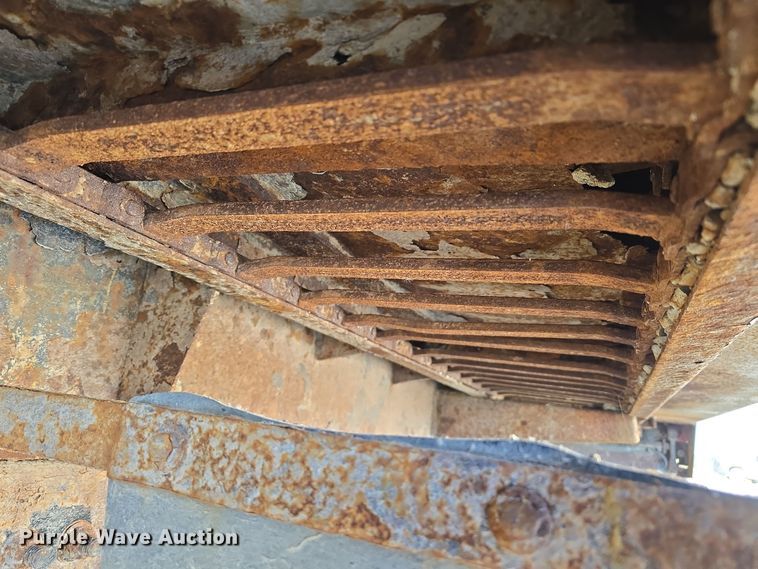 image for item DW3762 2010 Freightliner Business Class M2 dump truck