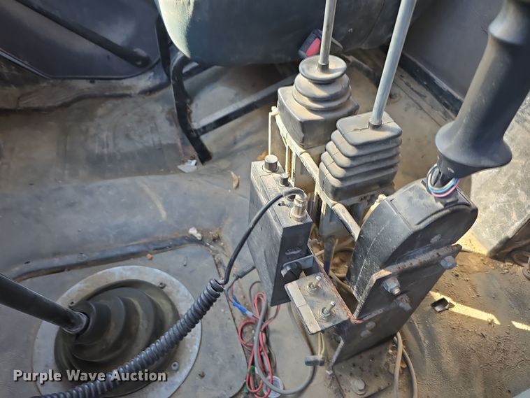 image for item DW3762 2010 Freightliner Business Class M2 dump truck