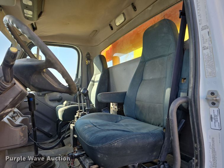 image for item DW3762 2010 Freightliner Business Class M2 dump truck