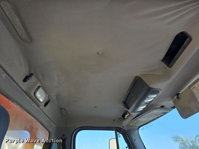 image for item DW3762 2010 Freightliner Business Class M2 dump truck