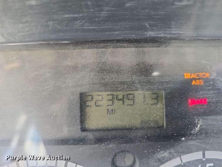 image for item DW3762 2010 Freightliner Business Class M2 dump truck