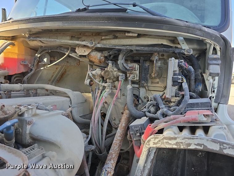 image for item DW3762 2010 Freightliner Business Class M2 dump truck