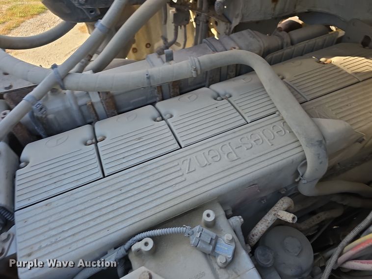 image for item DW3762 2010 Freightliner Business Class M2 dump truck