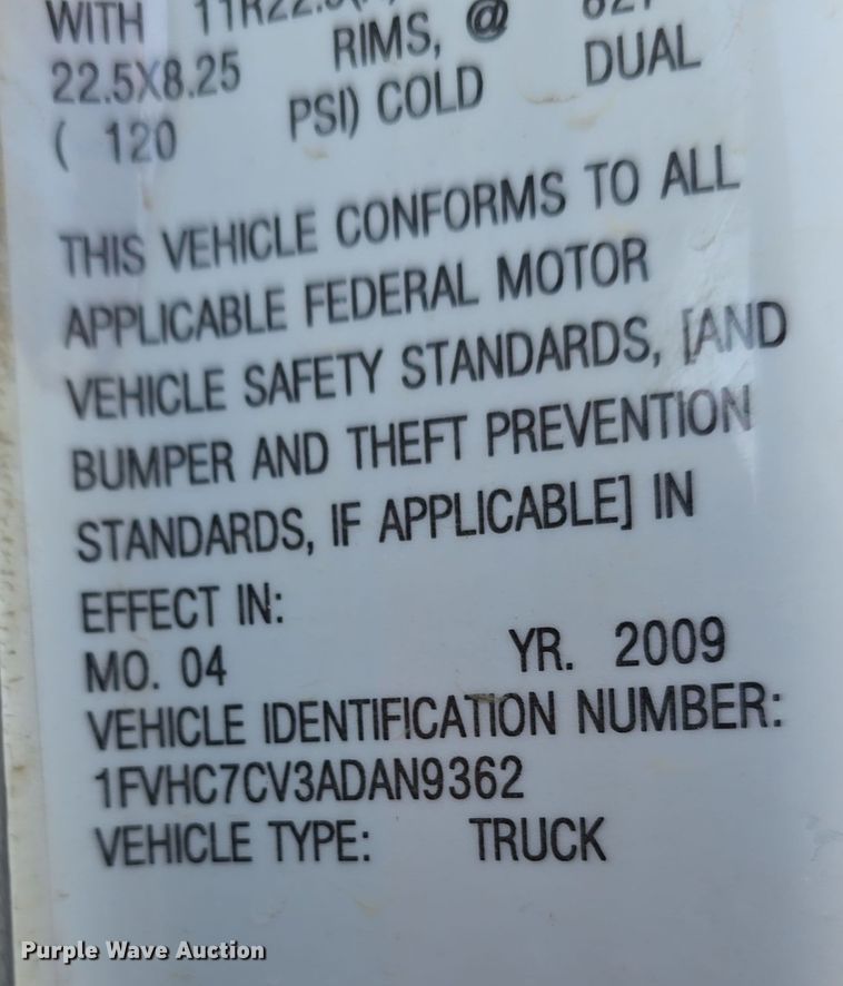 image for item DW3762 2010 Freightliner Business Class M2 dump truck