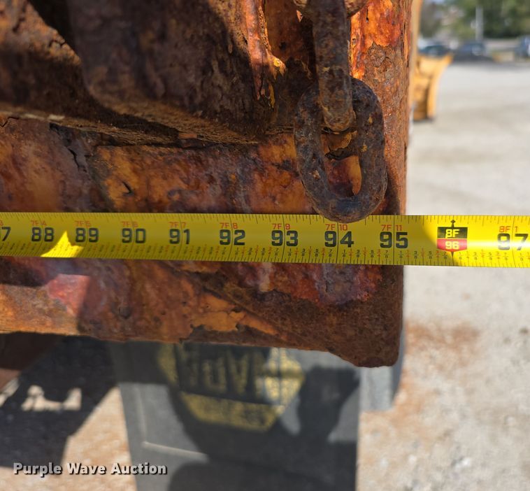 image for item DW3763 1994 International 4900 dump truck