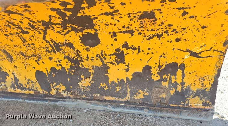 image for item DW3763 1994 International 4900 dump truck