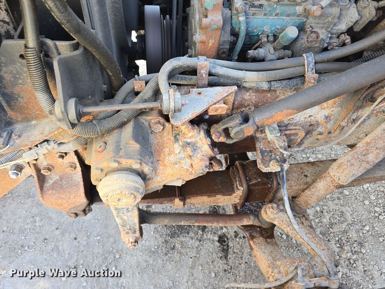 image for item DW3763 1994 International 4900 dump truck