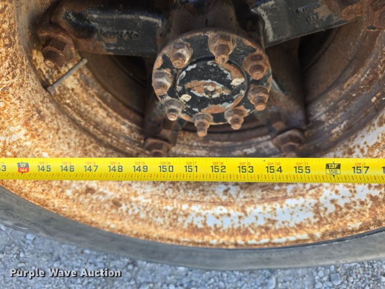 image for item DW3763 1994 International 4900 dump truck