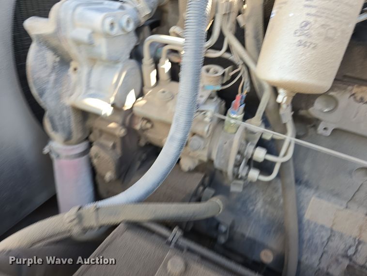 image for item DW3764 2000 Freightliner FC70 street sweeper truck