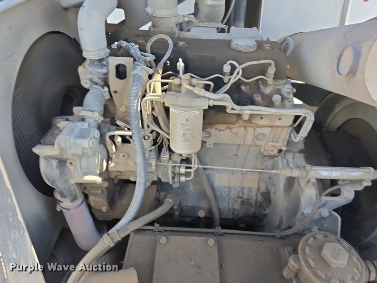 image for item DW3764 2000 Freightliner FC70 street sweeper truck