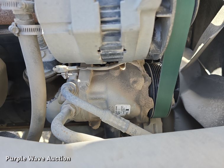 image for item DW3764 2000 Freightliner FC70 street sweeper truck
