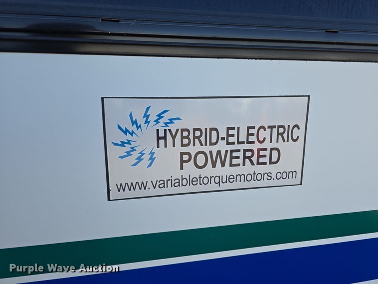 image for item DW3801 2010 Chevrolet Express G4500 shuttle bus